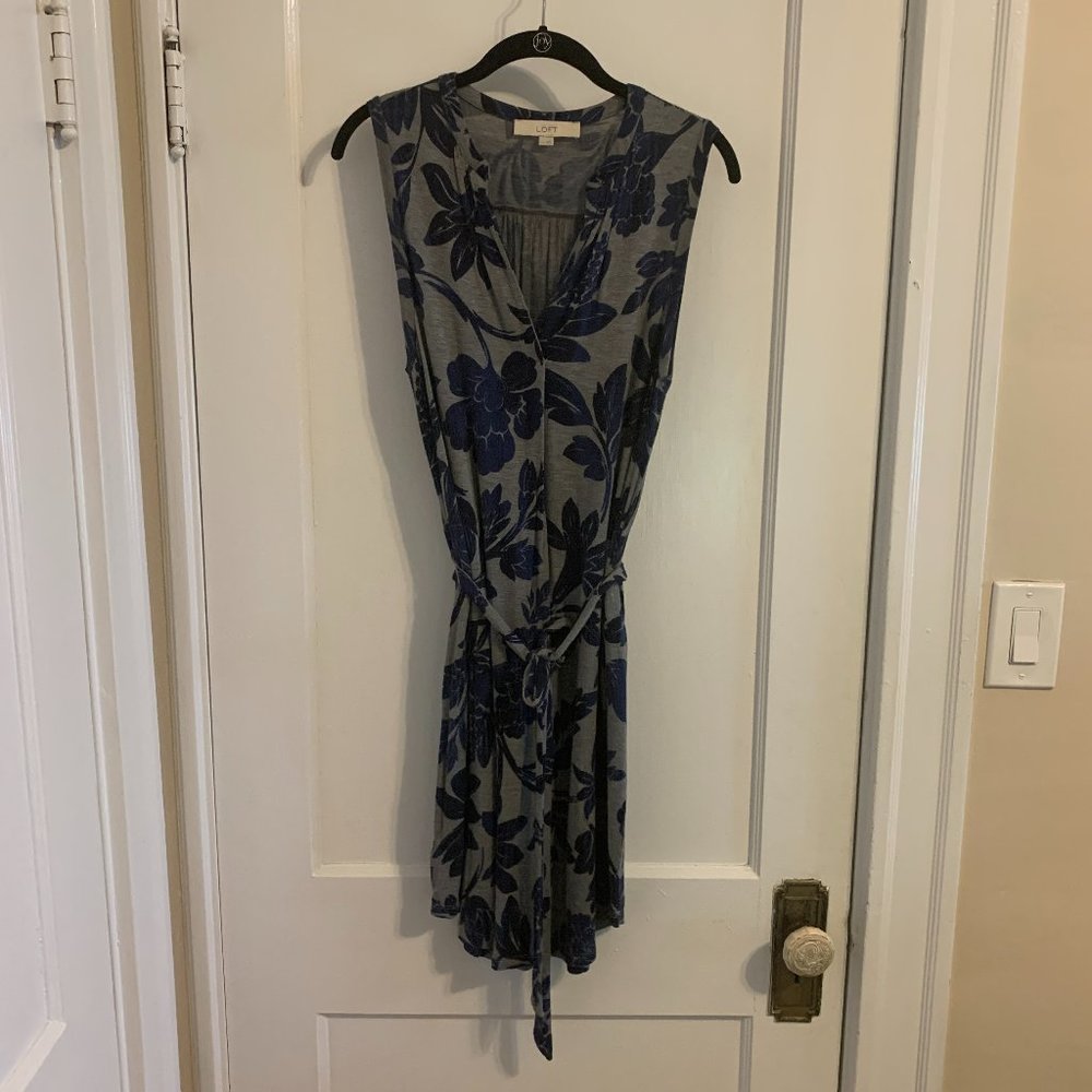 Loft cotton jersey sleeveless dress, grey/navy/black floral, tie waist, size S
